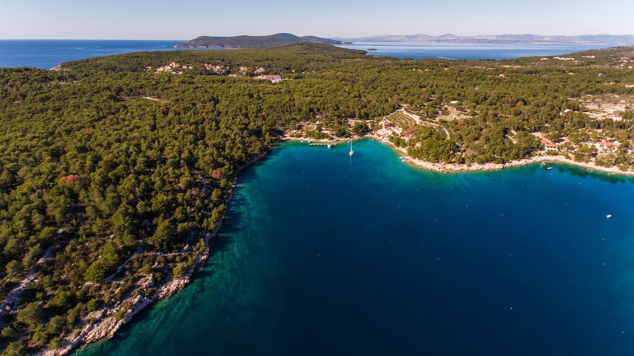 Luxury Villa Kate - In Lucice Bay With Turquoise Sea, Amazing Seaviews, And Heated Pool Milna  Extérieur photo